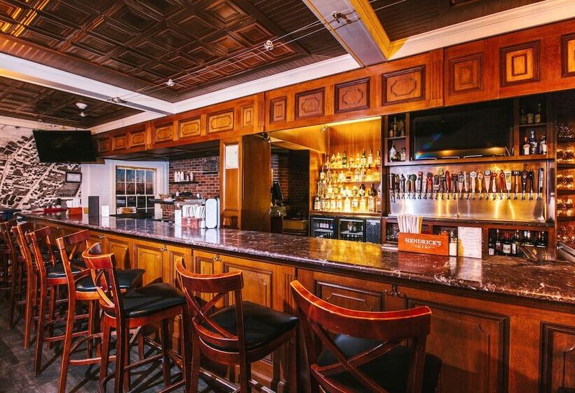 هتل The Inn At Mystic