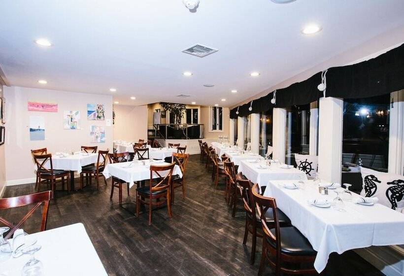 هتل The Inn At Mystic