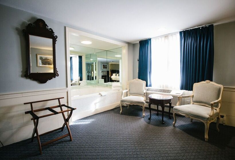 هتل The Inn At Mystic