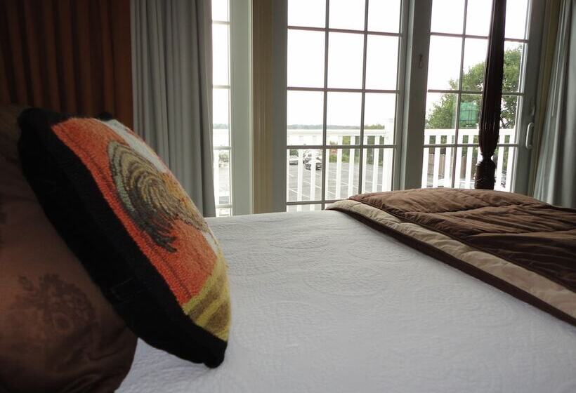 هتل The Inn At Mystic