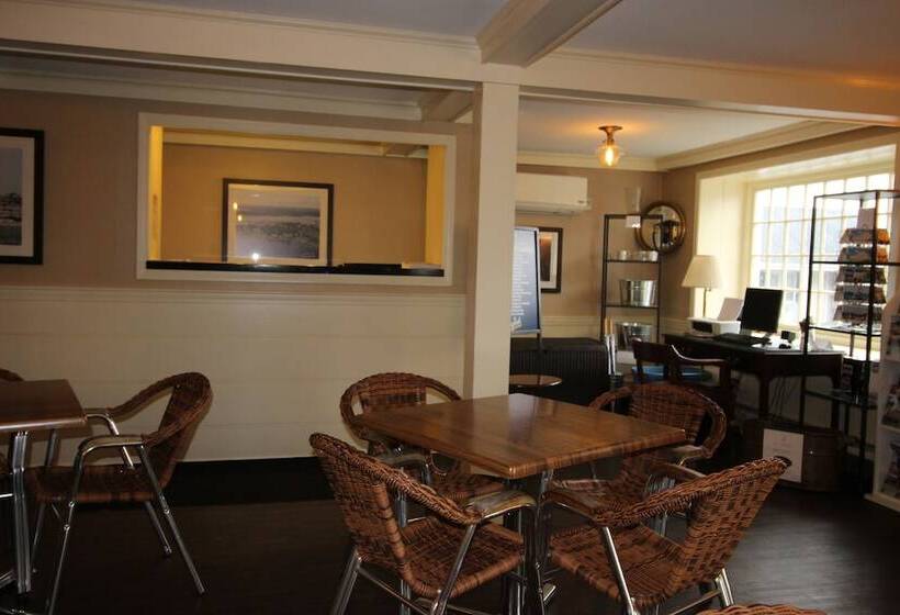 هتل The Inn At Mystic