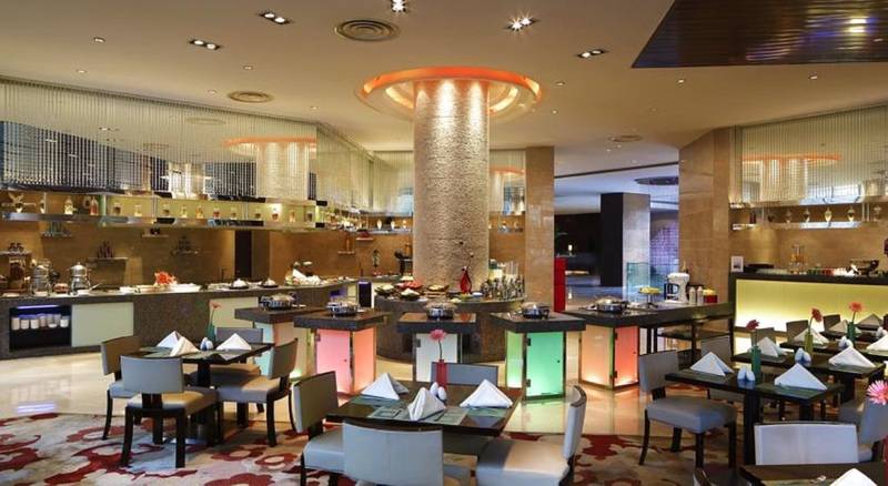 The Qube Hotel Shanghai  Close To Pudong International Airport And Disney Land