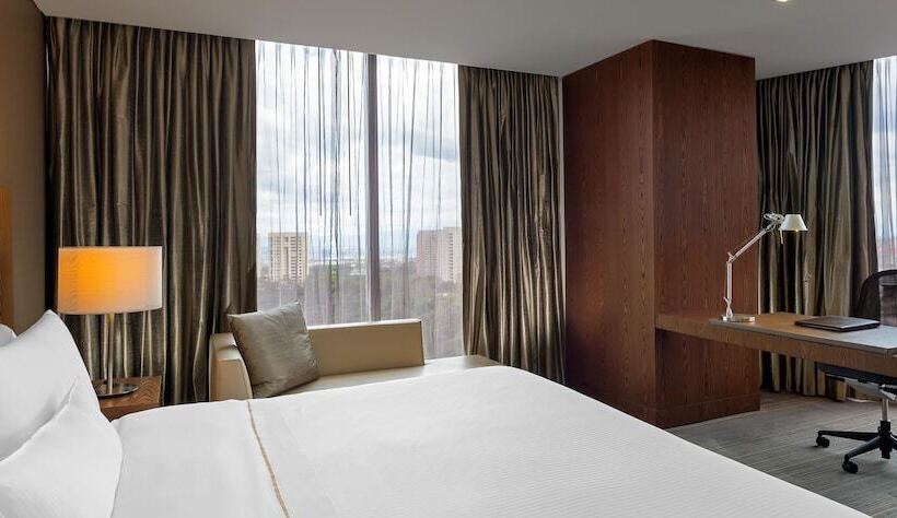 Отель The Westin Santa Fe, Mexico City