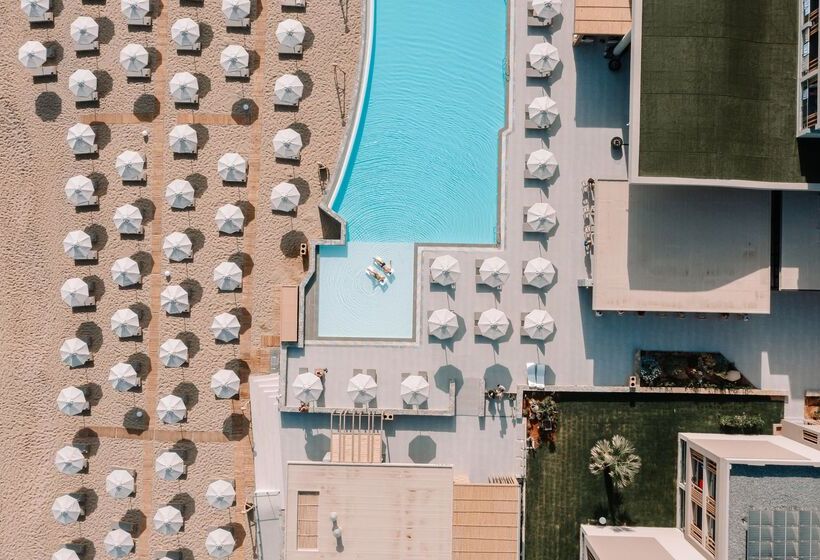 בית מלון כפרי Unique Blue! Resort And Villas Adults Only