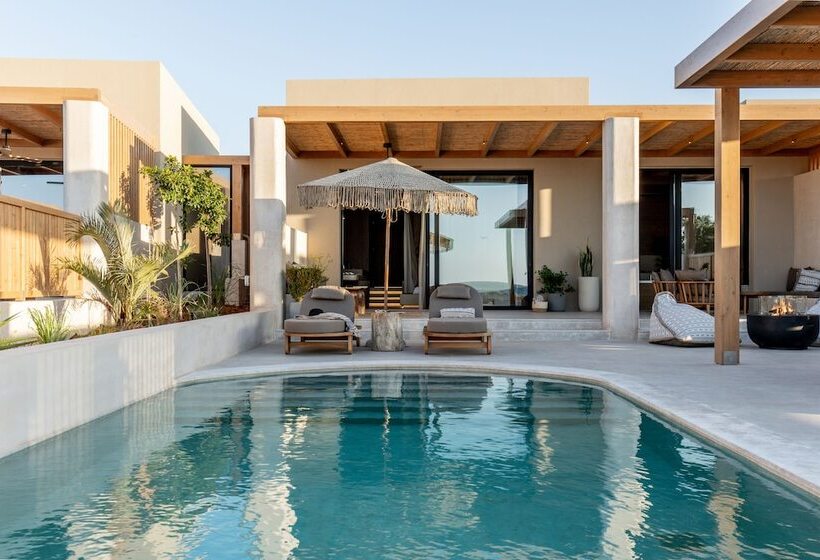 בית מלון כפרי Unique Blue! Resort And Villas Adults Only