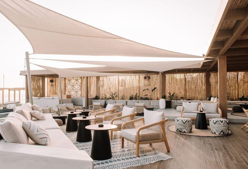 בית מלון כפרי Unique Blue! Resort And Villas Adults Only