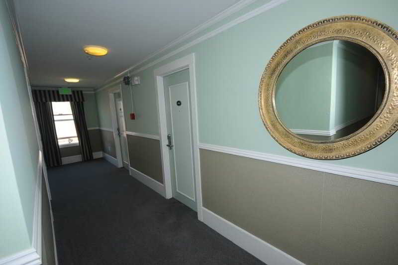 בית מלון כפרי Vantaggio Suites Garland