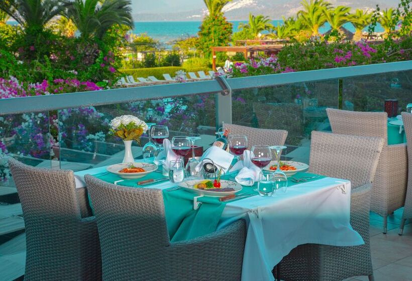 Отель Venosa Beach Resort & Spa All Inclusive