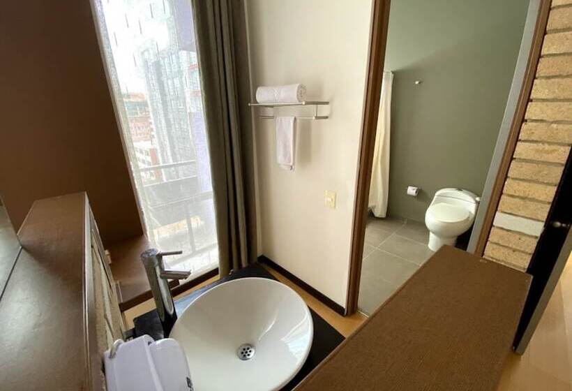 هتل Viaggio Nueve Trez