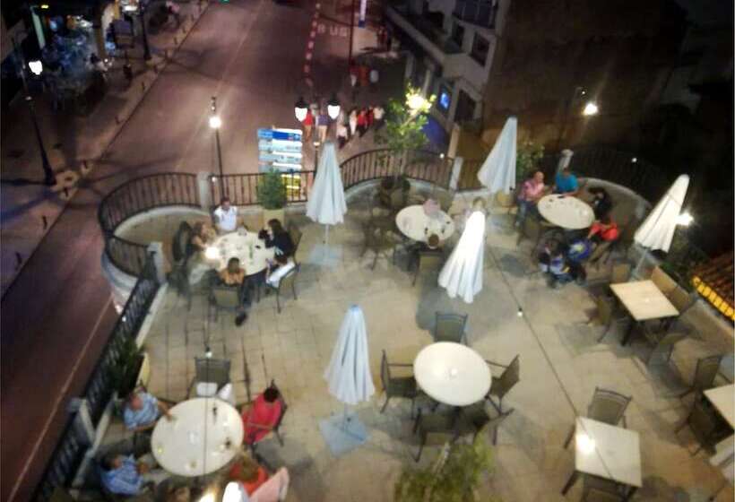 هتل Villa De Aranda