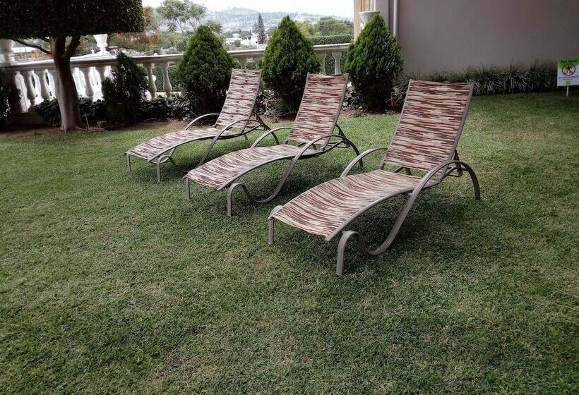 Villas Del Sol Hotel & Bungalows