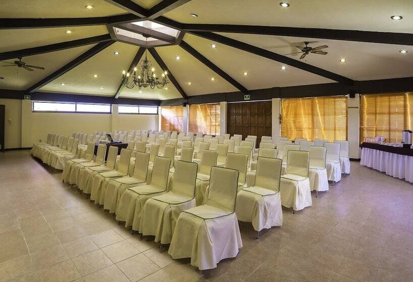 Villas Del Sol Hotel & Bungalows