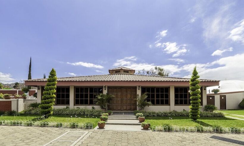 Villas Del Sol Hotel & Bungalows