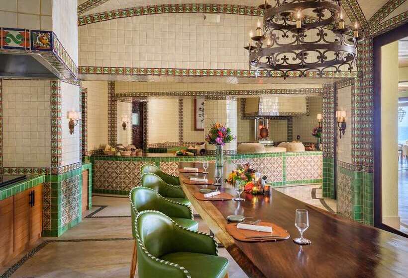 هتل Waldorf Astoria Los Cabos Pedregal