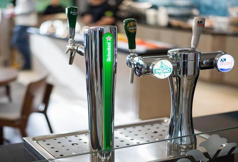 هتل Wingate By Wyndham Chihuahua