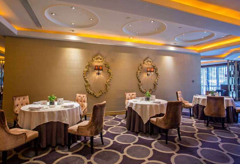 Отель Wyndham Grand Plaza Royale Furongguo Changsha