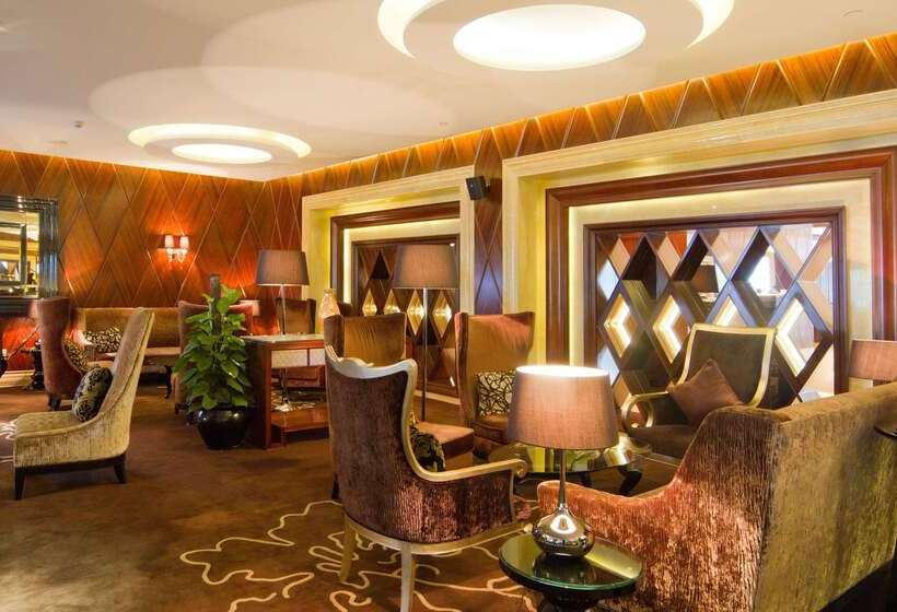 Отель Wyndham Grand Plaza Royale Furongguo Changsha