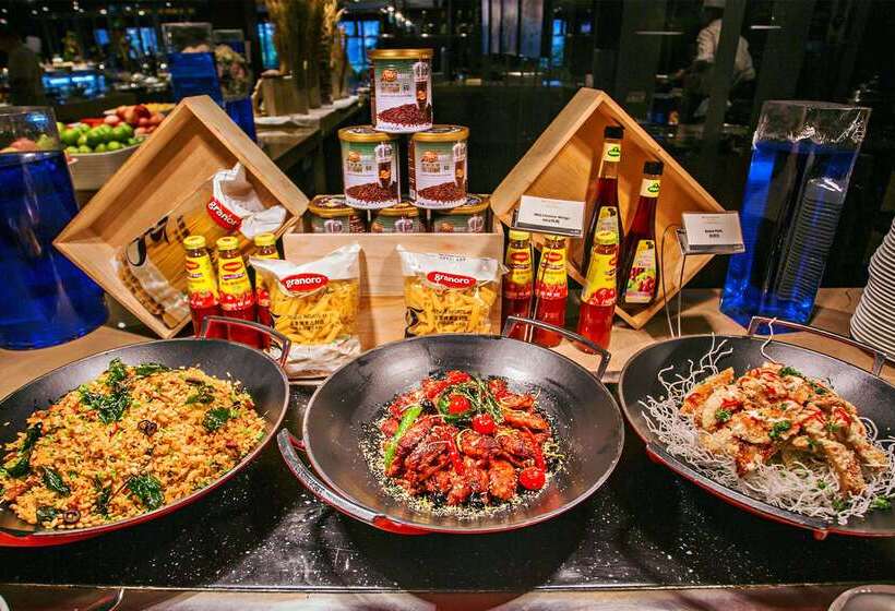 Отель Wyndham Grand Plaza Royale Furongguo Changsha