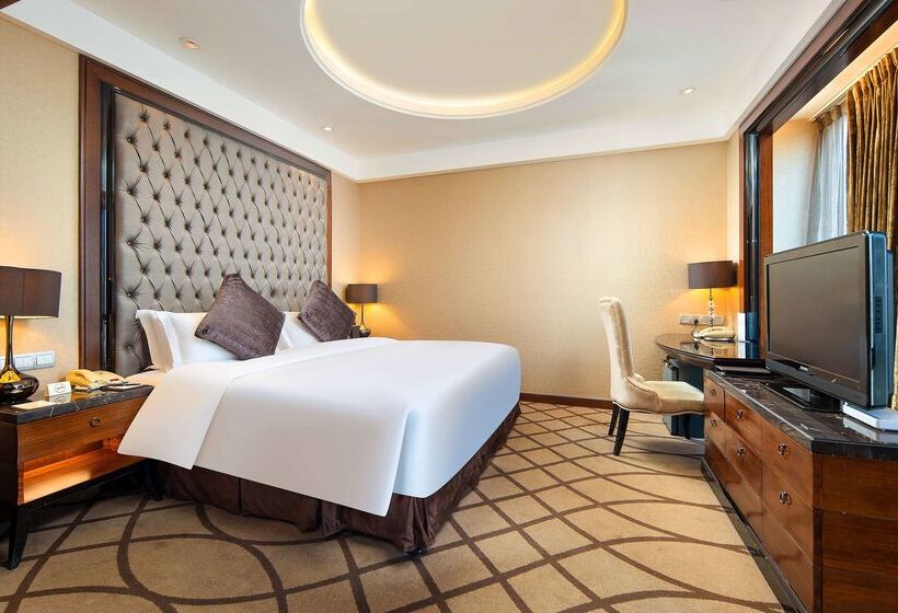 Отель Wyndham Grand Plaza Royale Furongguo Changsha