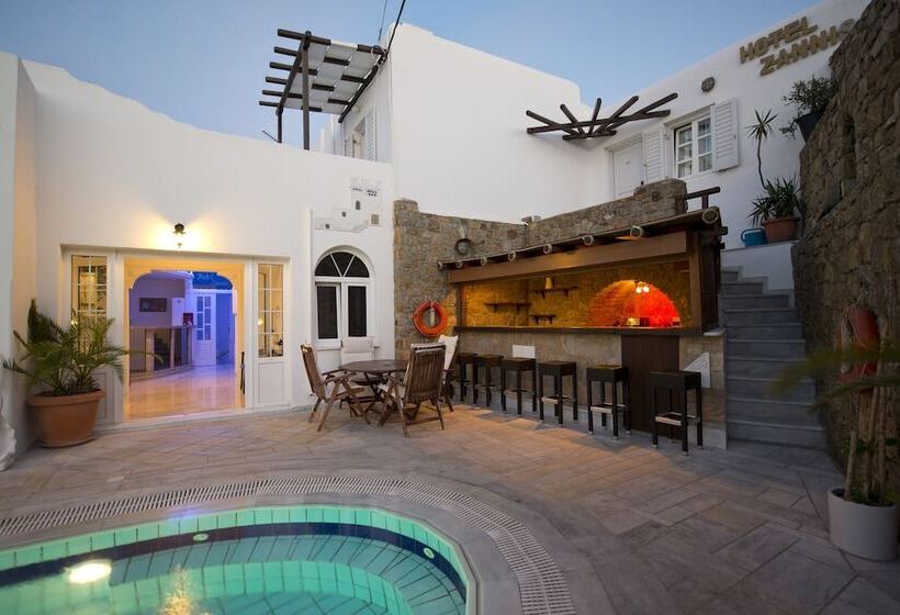 בית מלון כפרי Zannis