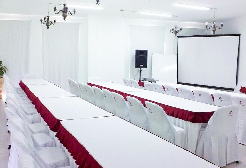 Отель Zihua Caracol