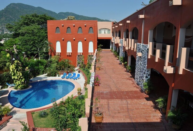 Отель Zihua Caracol