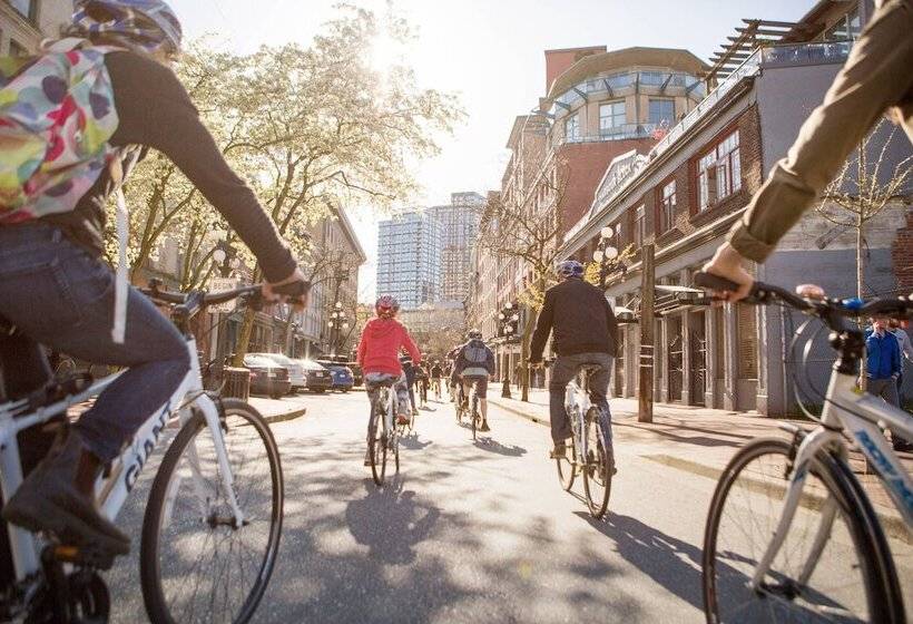 Pinnacle Hotel At The Pier