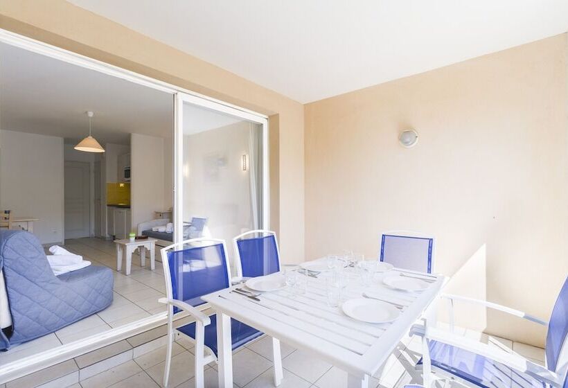 Резиденция Garden & City Sixfourslesplages