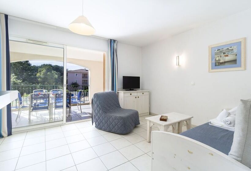 Резиденция Garden & City Sixfourslesplages