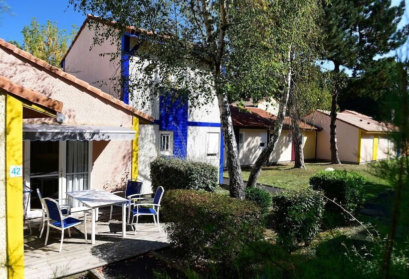 Резиденция Résidence Club Odalys Les Villas Du Lac