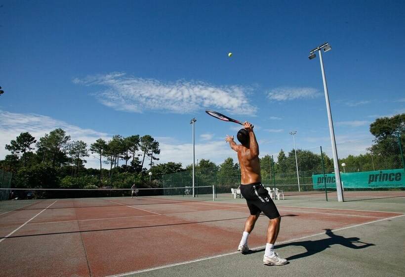 Резиденция Résidence Club Odalys Les Villas Du Lac