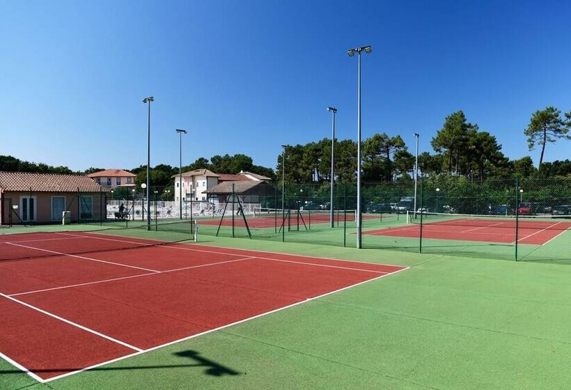 Резиденция Résidence Club Odalys Les Villas Du Lac