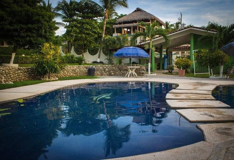 Suites & Hotel Punta Esmeralda