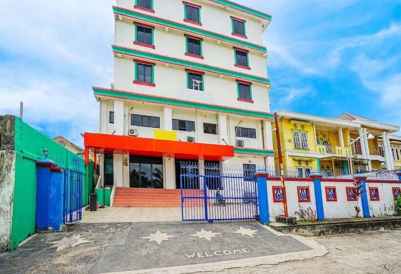 فندق صغير Spot On 2820 Hotel Perdana Syariah