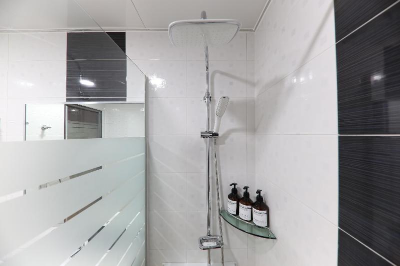 Brown Dot Hotel Cheonan