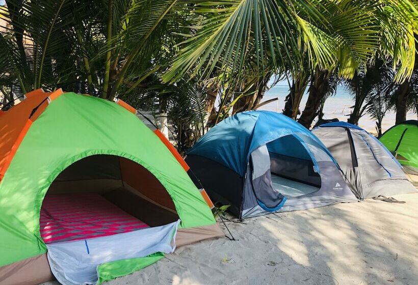 Отель Camping Lunas Bar