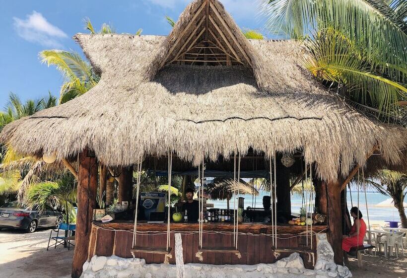 Отель Camping Lunas Bar