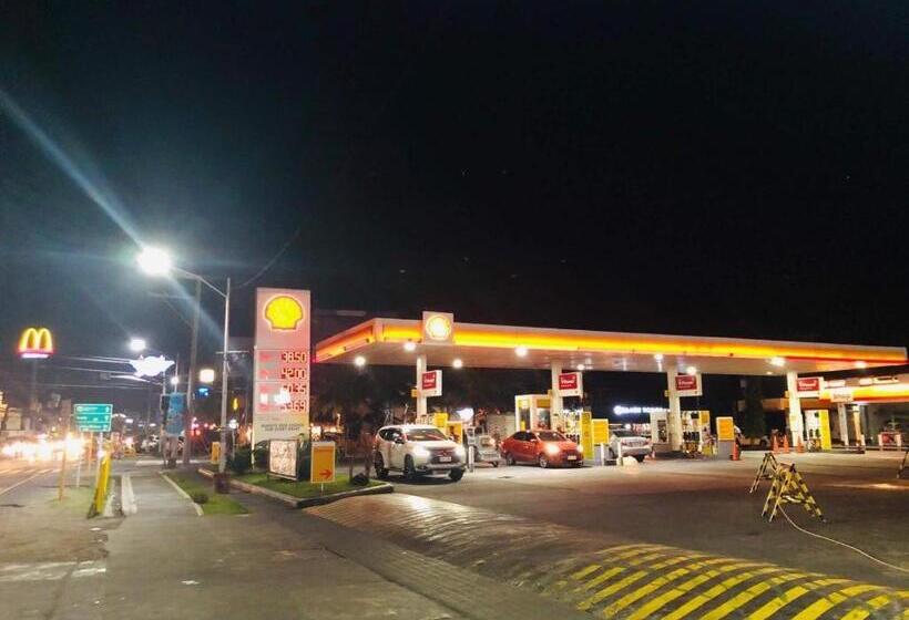 Отель Citi Garden Suites