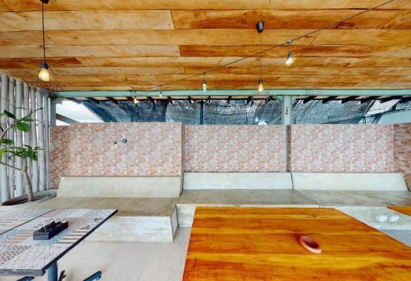 Hart Hotel Premium Rapatmaja