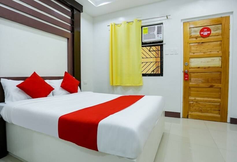 ホテル Jrja Suites By Oyo Rooms