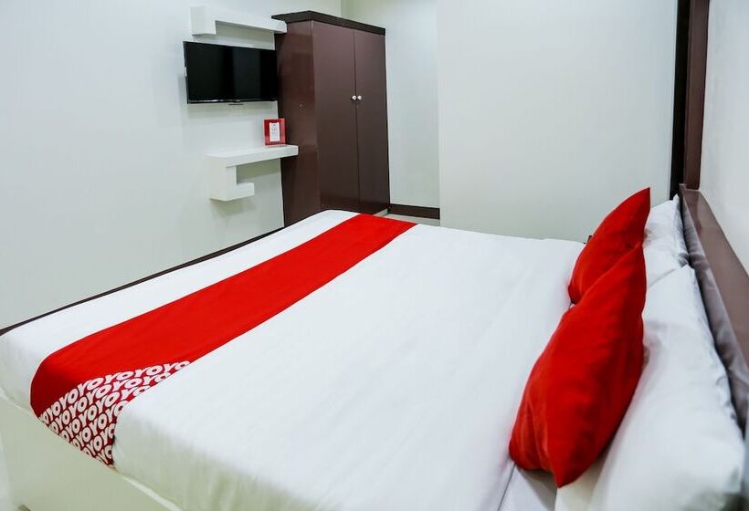 ホテル Jrja Suites By Oyo Rooms