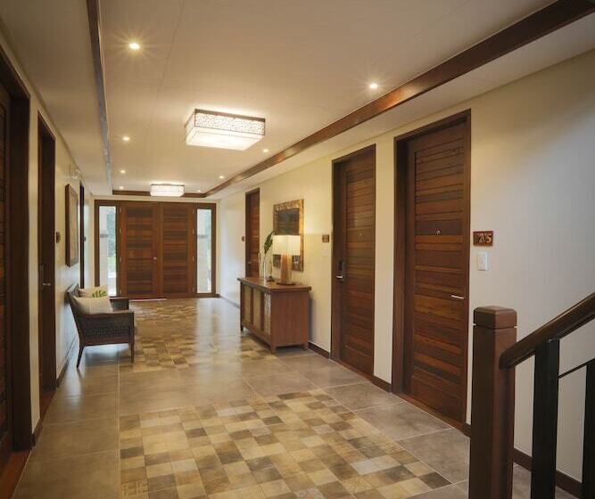 فندق La Jolla Luxury Beach Resort