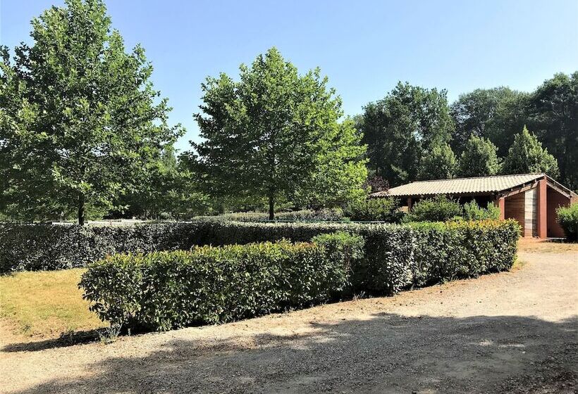 בית מלון כפרי Les Bastides De Chanteraine