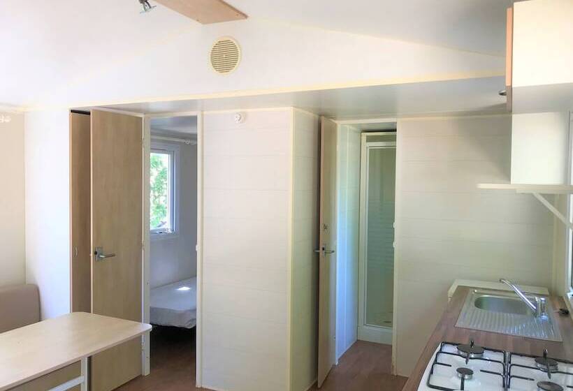 בית מלון כפרי Les Bastides De Chanteraine