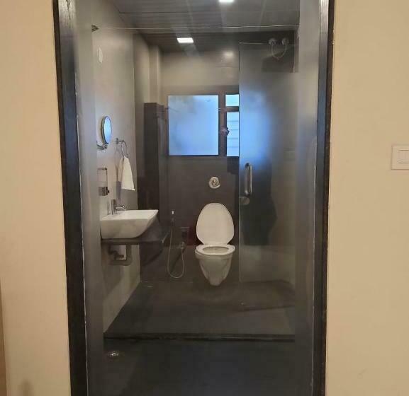 בית מלון כפרי Onella Regency