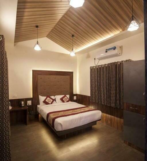 בית מלון כפרי Onella Regency