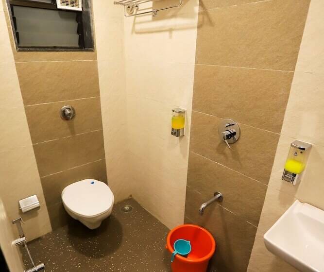 בית מלון כפרי Onella Regency