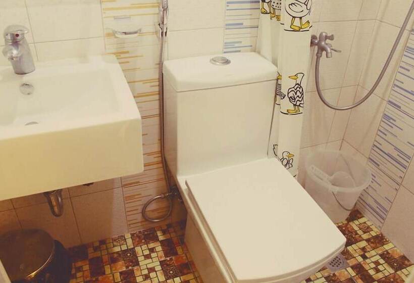 هتل Southpoolside Tourist Inn