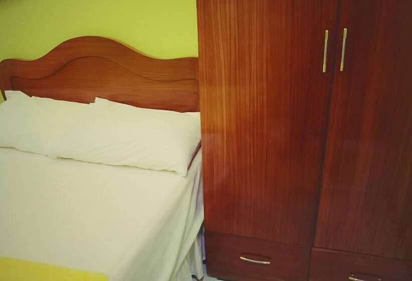 هتل Southpoolside Tourist Inn