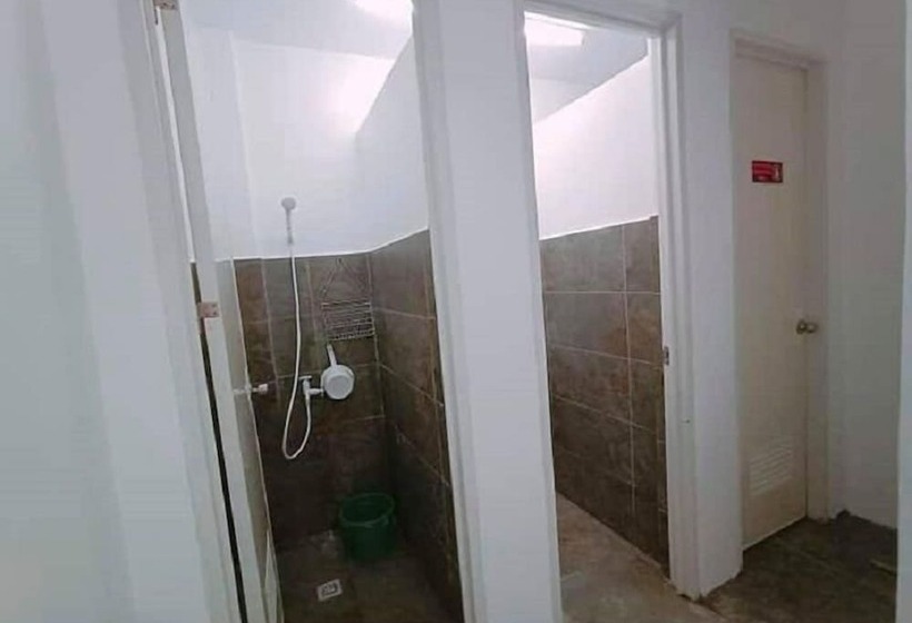 هتل Tropical Vibes Inn Siargao